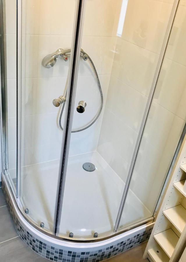 Top Renoviertes Apartement In Bester Lage Von Homburg- 5 Fussminuten Zur Uniklinik ฮอมบวร์ก ภายนอก รูปภาพ